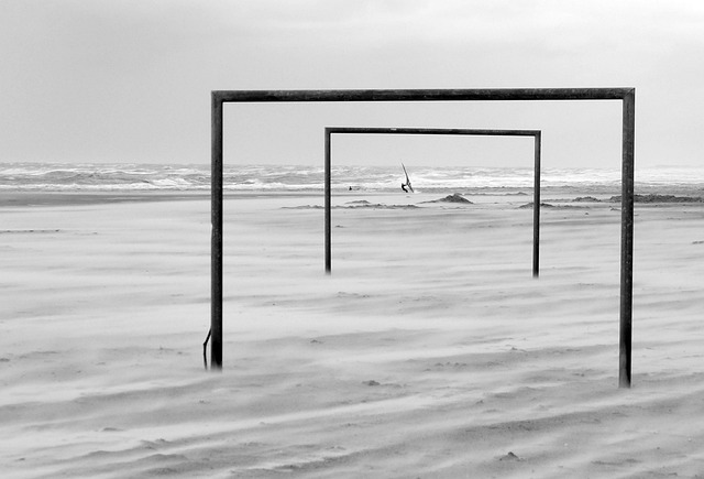 邮报：等纽卡敲定谢什科之后，利物浦才会重新报价伊萨克